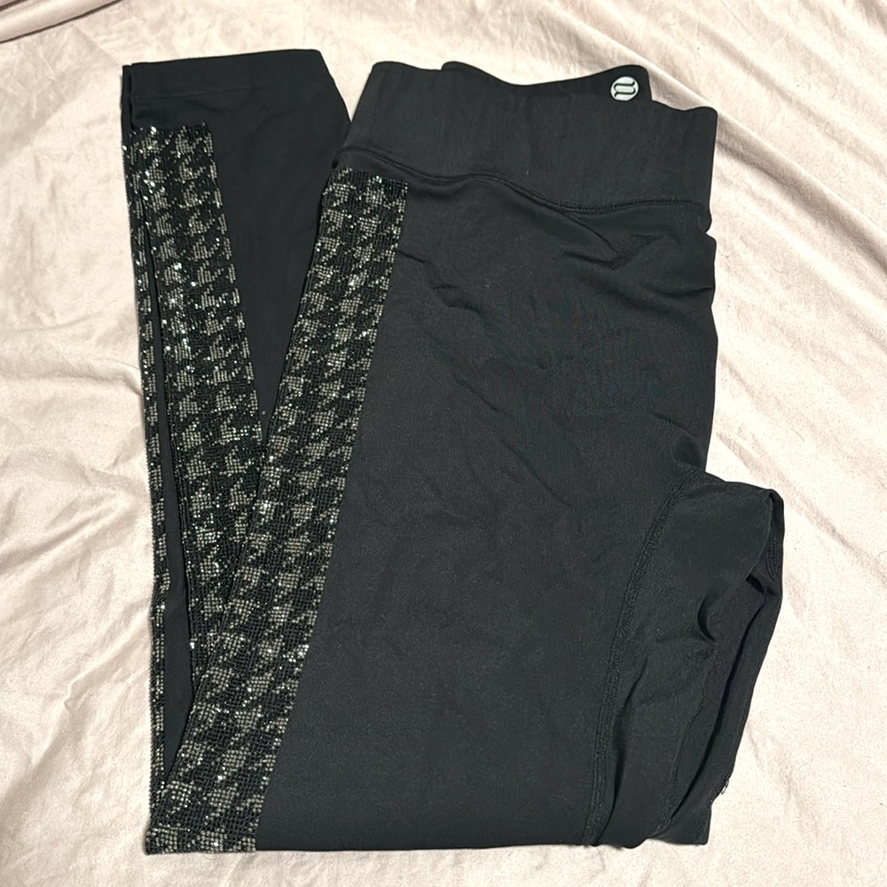 Noli size large leggings with swavorsky crystals houndstooth